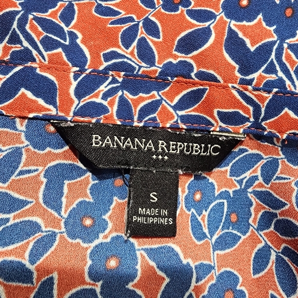 Banana Republic Floral Blouse Small - Picture 3 of 5